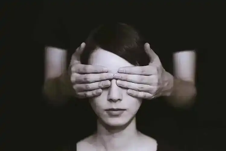 西檬之家-BDSM中brat属性解析：探索顽童角色的独特魅力
